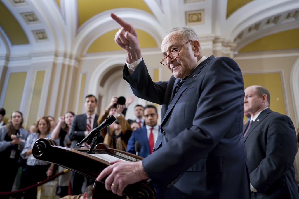 Schumer confirms Ukraine-border bill set for vote next week