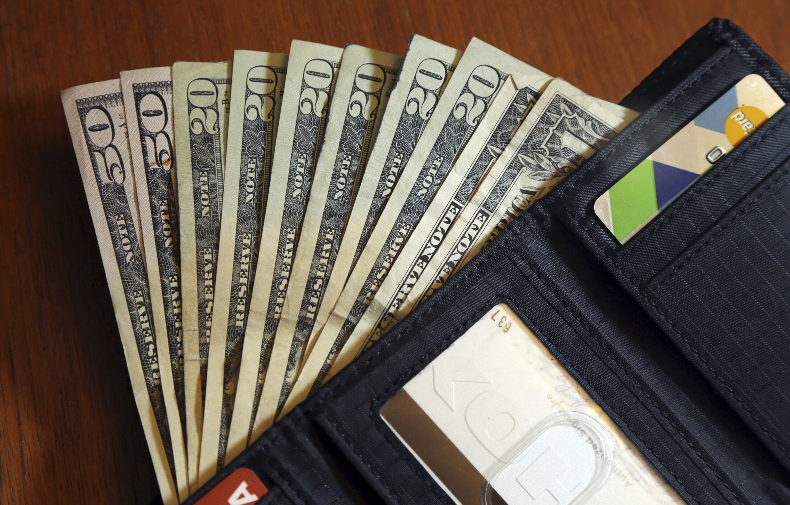 NextImg:Why a low-trust person might hand a stranger $50,000 in cash - Washington Examiner
