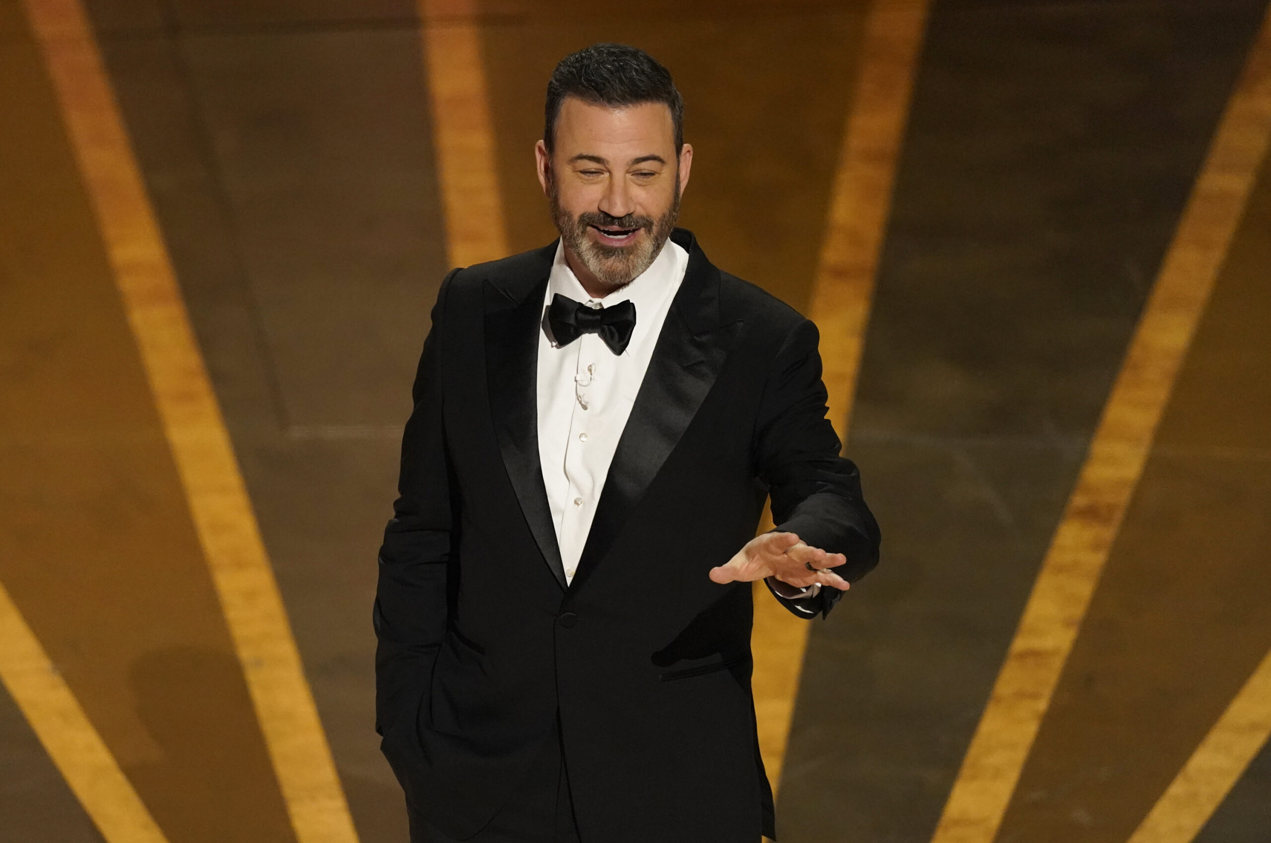 NextImg:Jimmy Kimmel hints his show could end in two years, as he’s on his ‘final contract’ - Washington Examiner