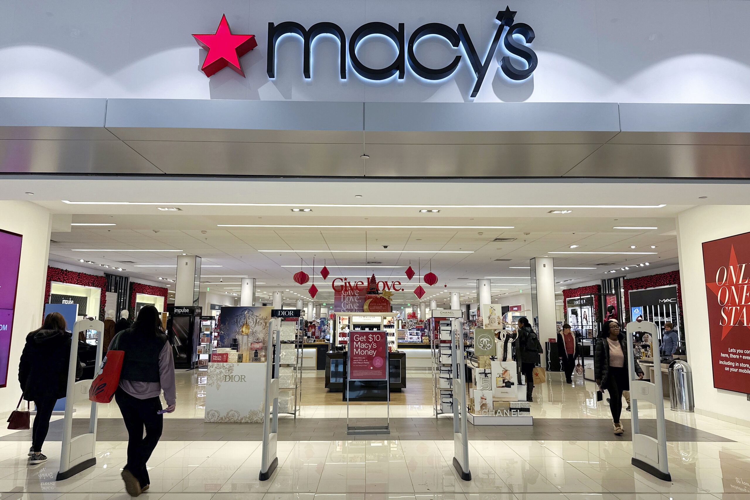 NextImg:Macy’s closing down about 150 locations as part of ‘bold new chapter’ plans - Washington Examiner