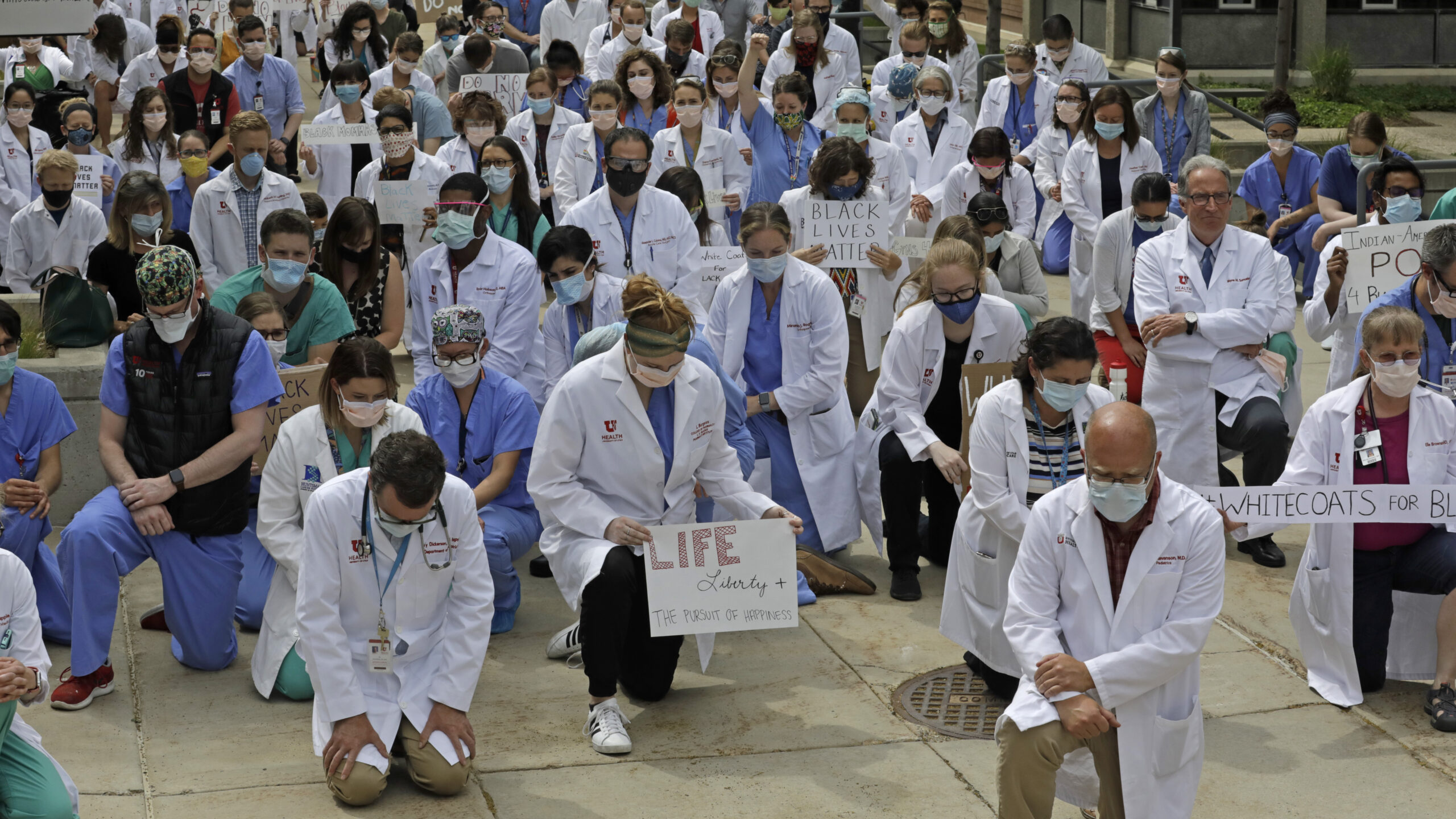 NextImg:House bill looks to end federal funding for medical schools with DEI - Washington Examiner