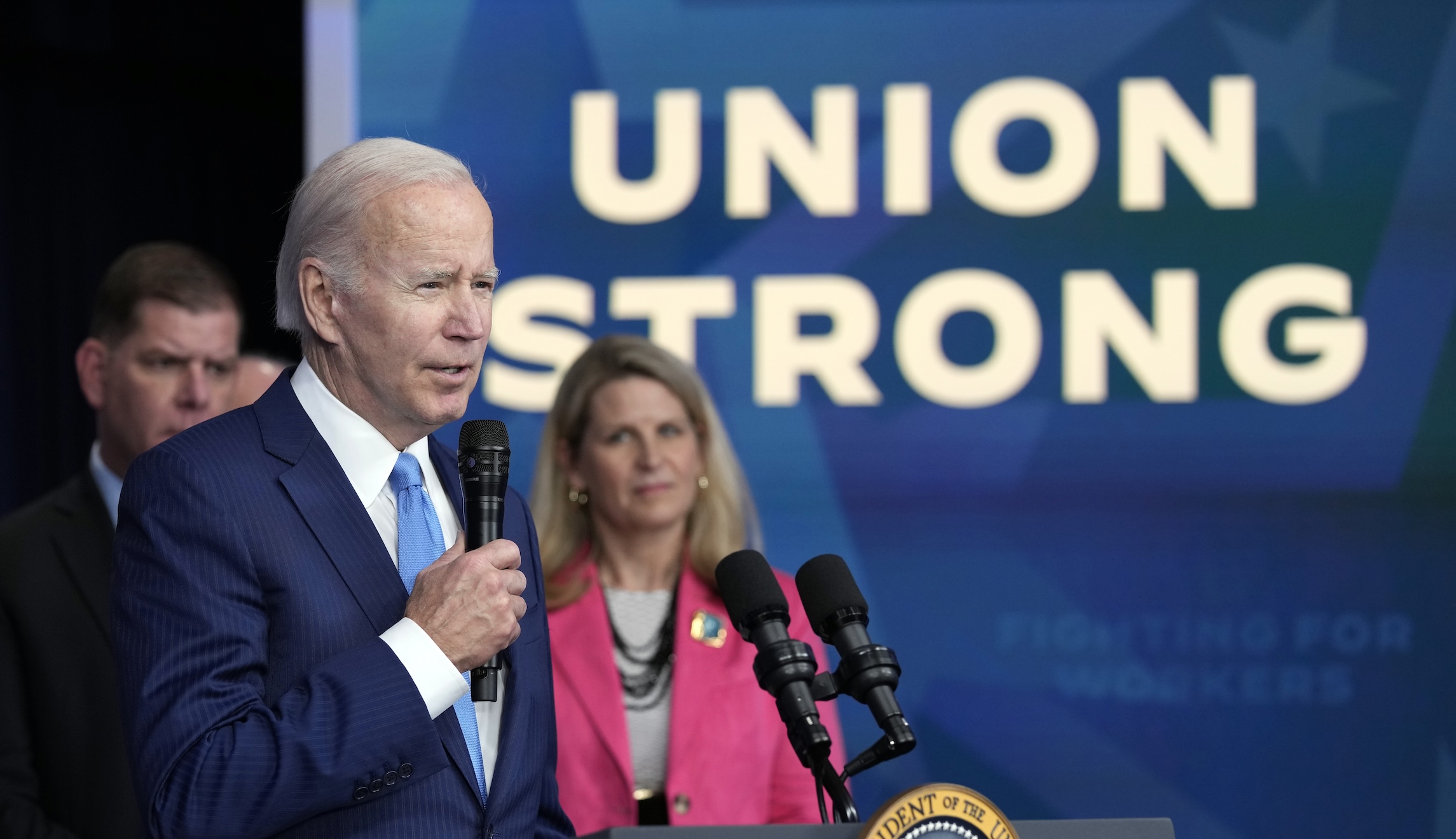 NextImg:Biden to visit Teamsters following union’s surprising Republican donation - Washington Examiner