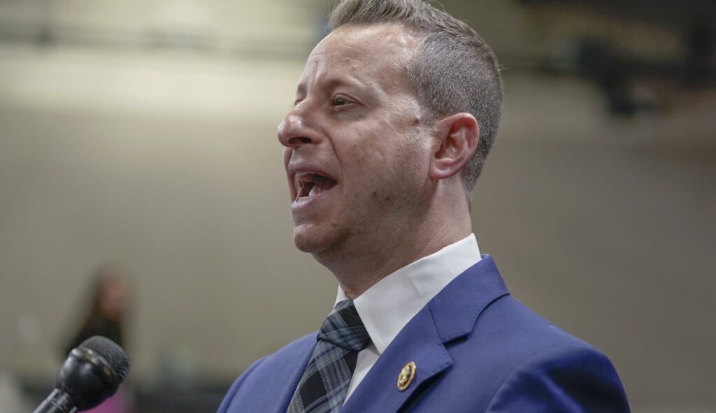 Jared Moskowitz taunts Republicans by wearing a Putin mask to the impeachment hearing