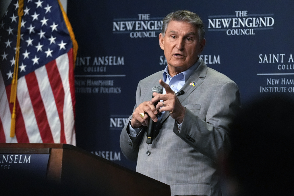 NextImg:Joe Manchin confronted by climate protester at Harvard: ‘You sick f***’ - Washington Examiner