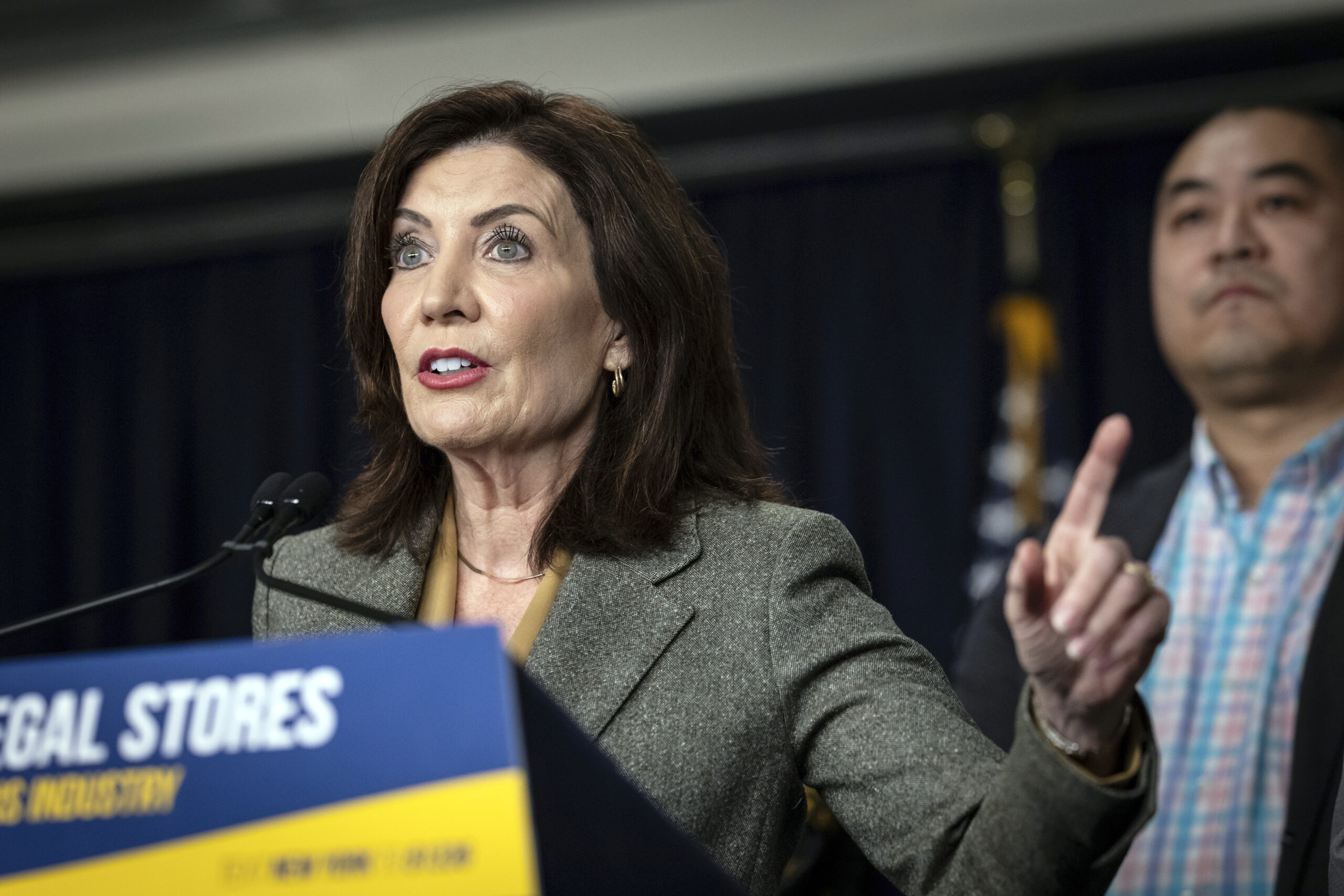NextImg:Kathy Hochul celebrates spirit of immigration when asked about changing sanctuary city laws - Washington Examiner