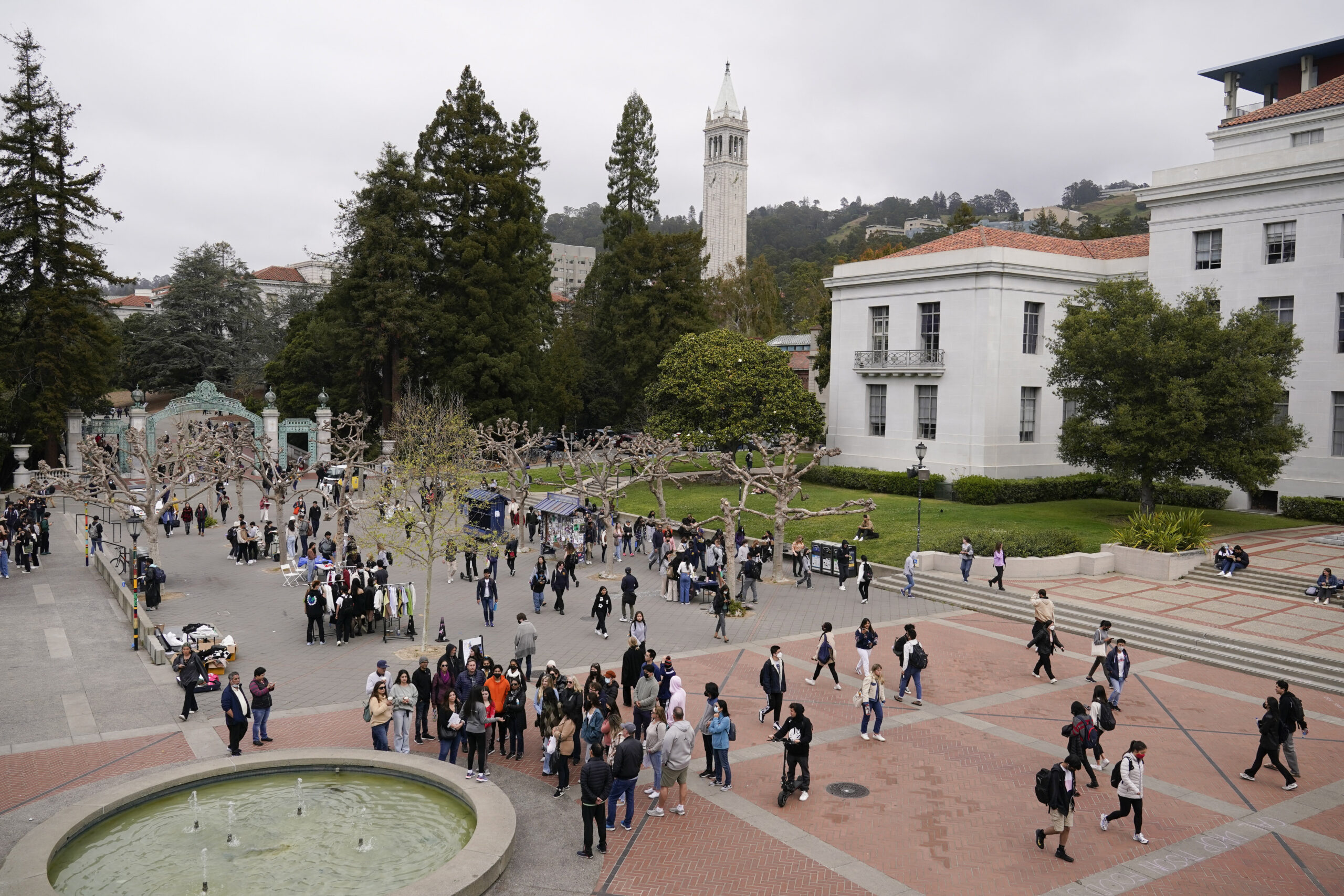 NextImg:UC Berkeley promises criminal investigation into antisemitic mob after being slammed for ‘selective silence’ - Washington Examiner