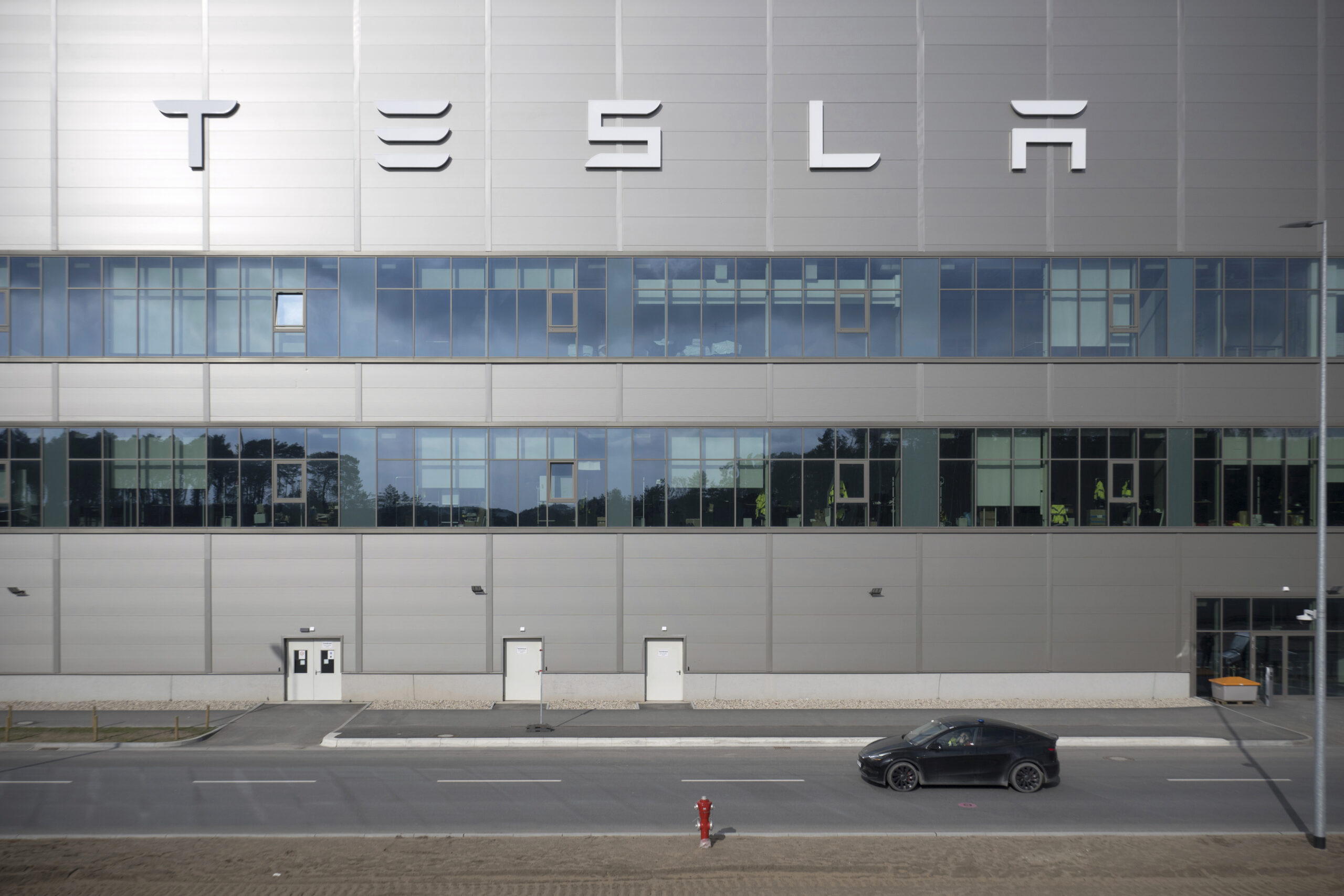 NextImg:Far-left activist group claims responsibility for Tesla arson attempt in Germany - Washington Examiner