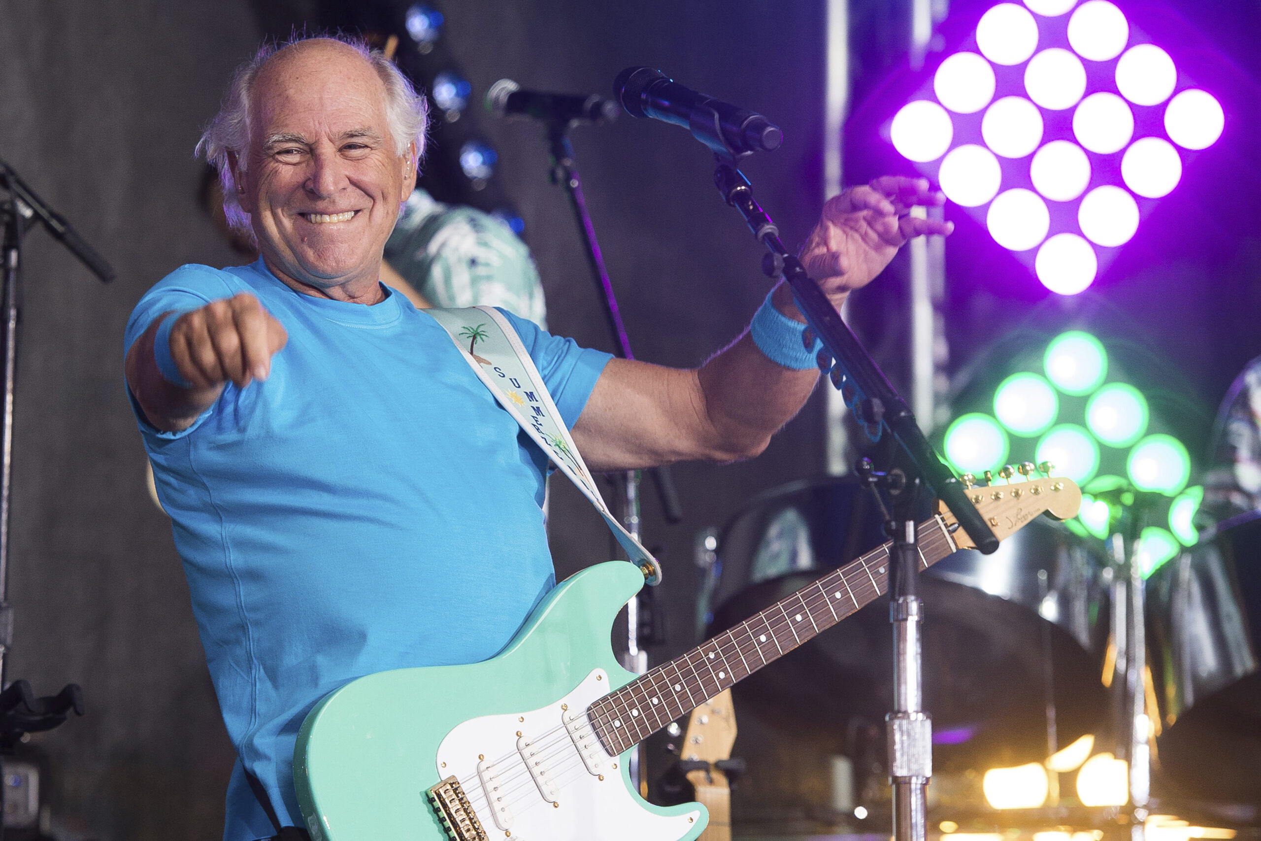 NextImg:Florida congressman introduces bill to rename post office after Jimmy Buffett - Washington Examiner