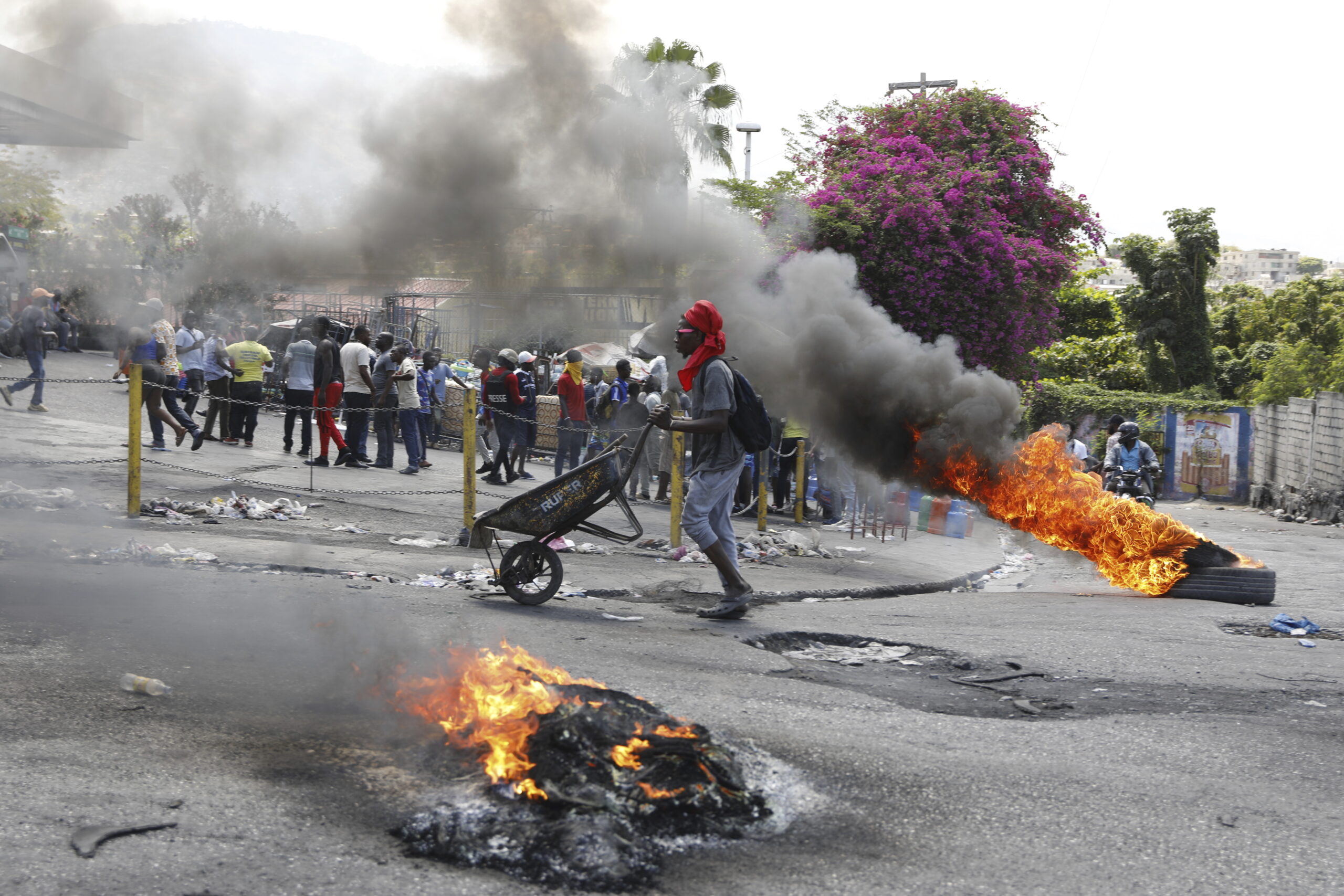 NextImg:Pentagon alerted of potential ‘maritime mass migration’ from Haiti - Washington Examiner