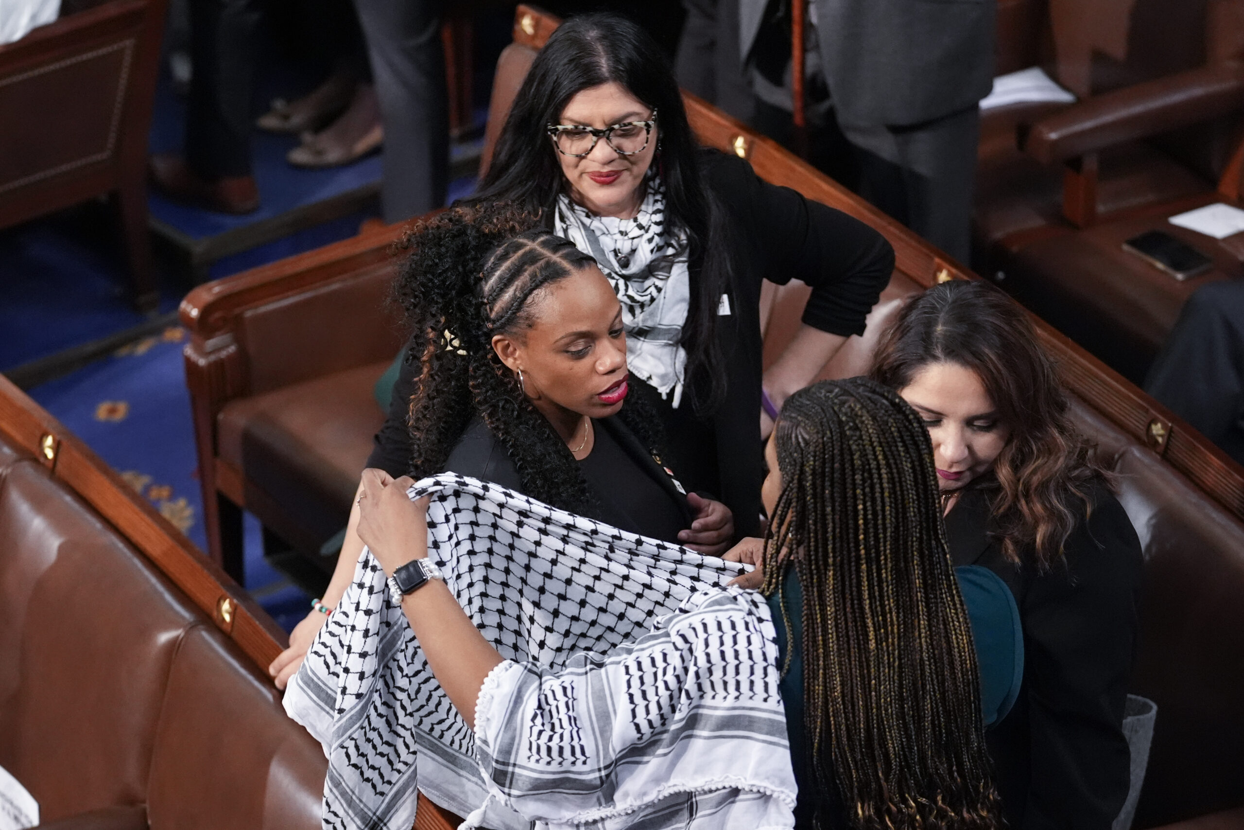 NextImg:State of the Union 2024: ‘Squad’ members don Palestinian keffiyehs for speech - Washington Examiner