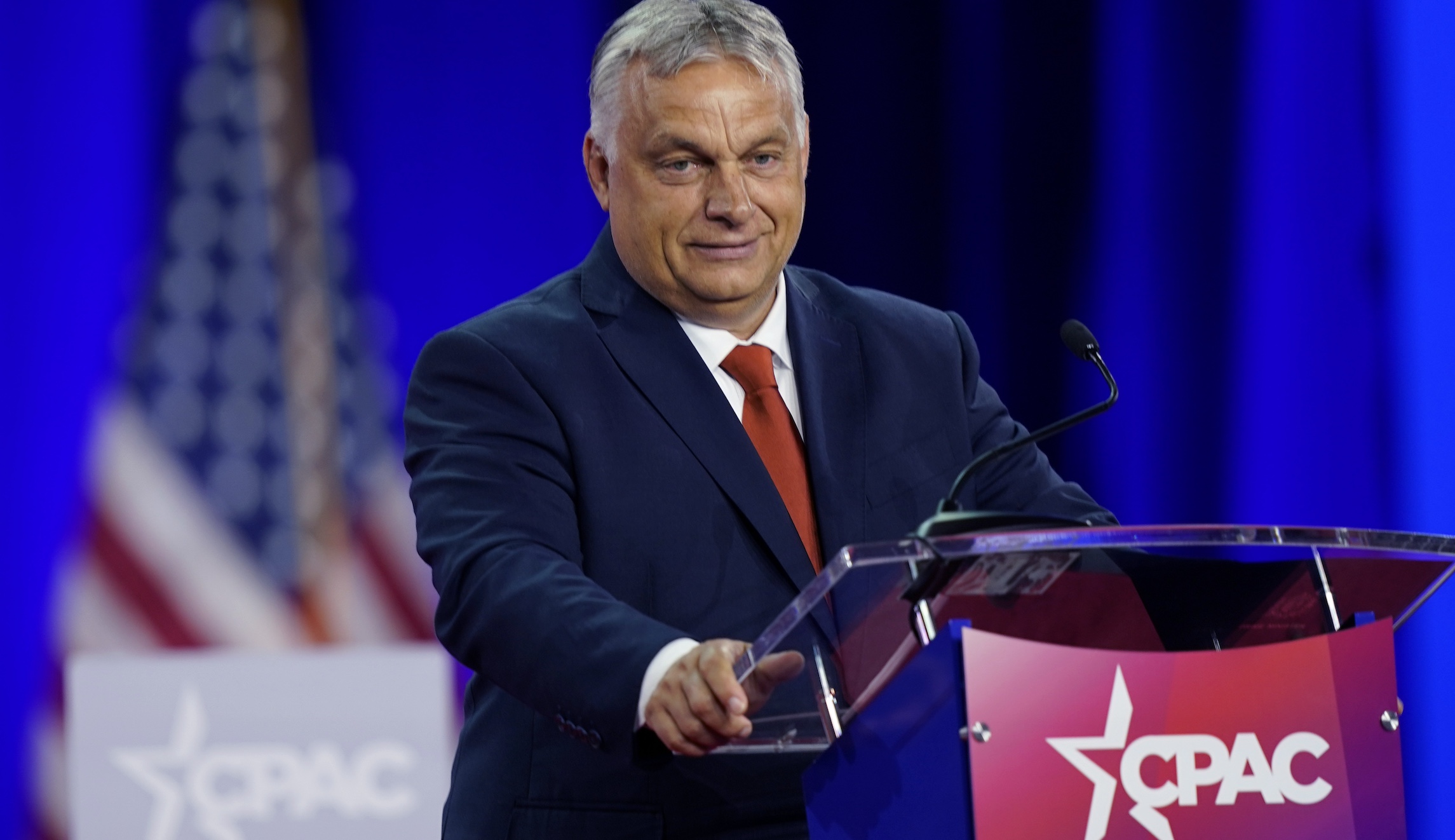 NextImg:Trump welcomes Hungarian Prime Minister Viktor Orban to Mar-a-Lago resort