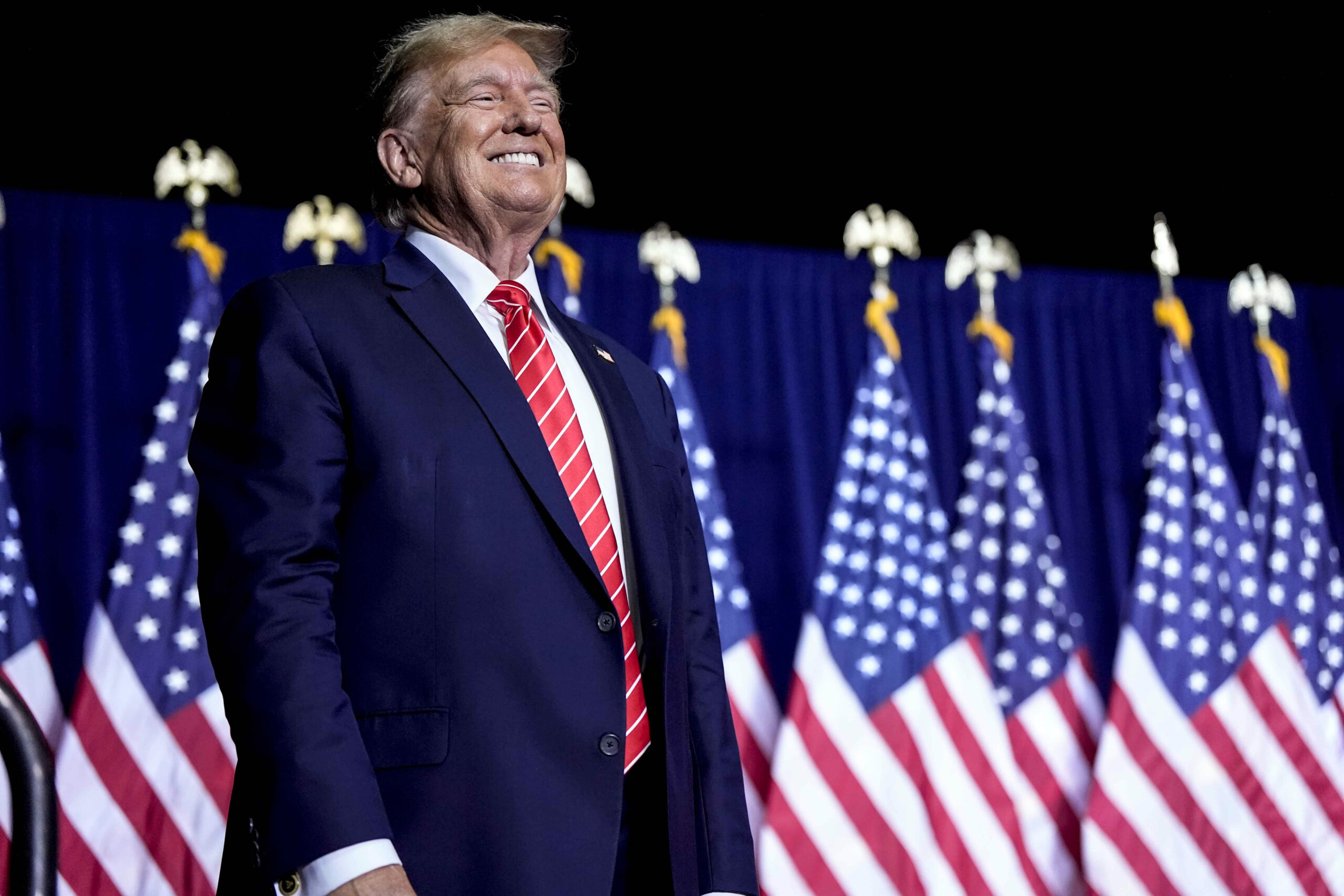 NextImg:Trump invites ‘disillusioned Democrats’ to join MAGA movement - Washington Examiner