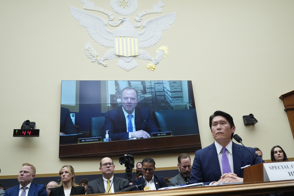 NextImg:Schiff accuses Hur of making Biden classified documents report ‘political’: ‘Wrong choice’ - Washington Examiner