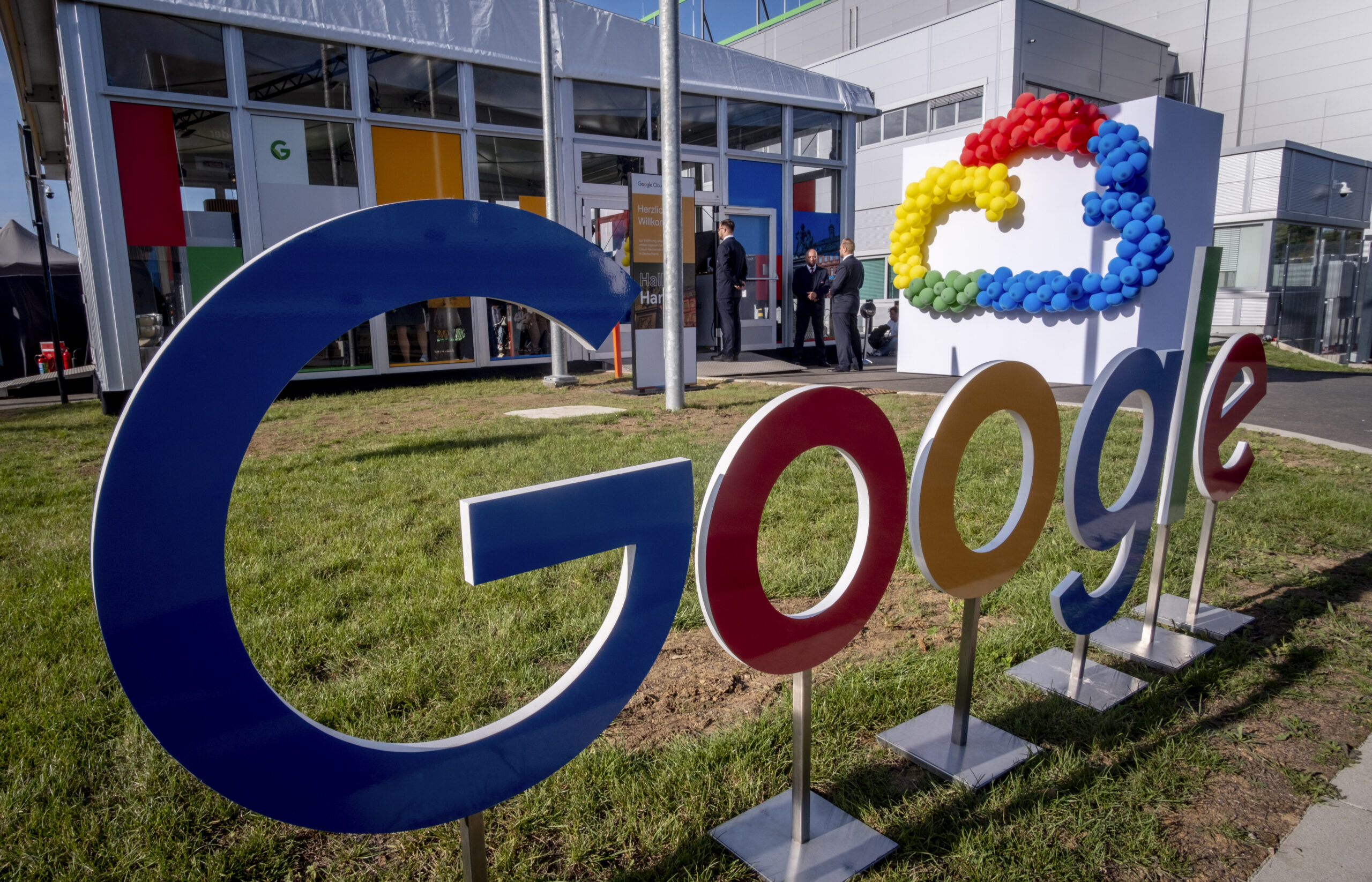 NextImg:Google ‘interfered’ in US elections 41 times to boost Democrats: Watchdog - Washington Examiner
