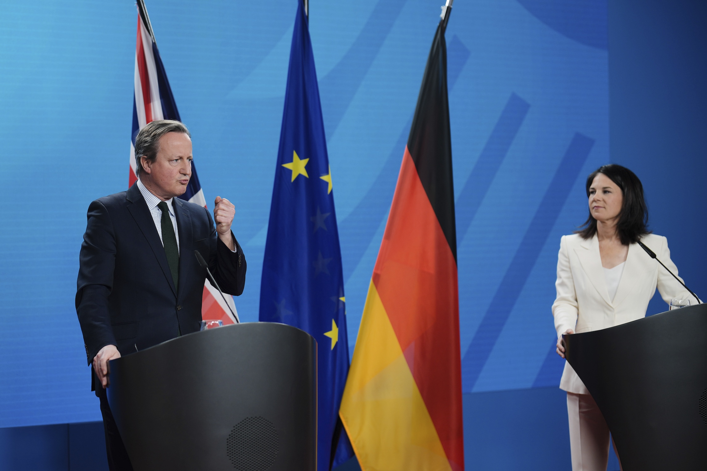 NextImg:Top German and UK diplomats unite to pressure Scholz over Ukraine aid - Washington Examiner