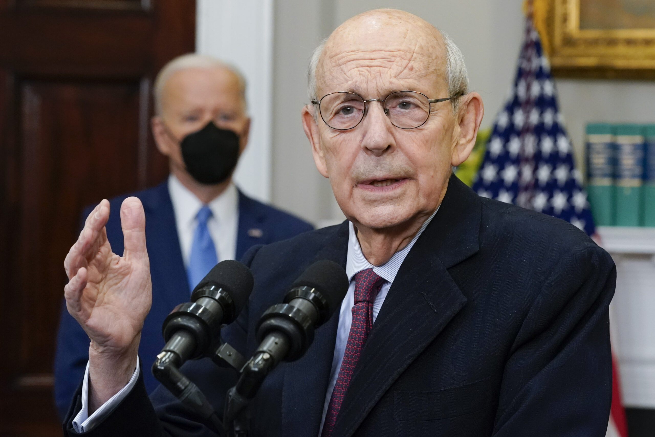 NextImg:Former Justice Breyer claims colleagues not ‘moved by the temperature of the day’ - Washington Examiner