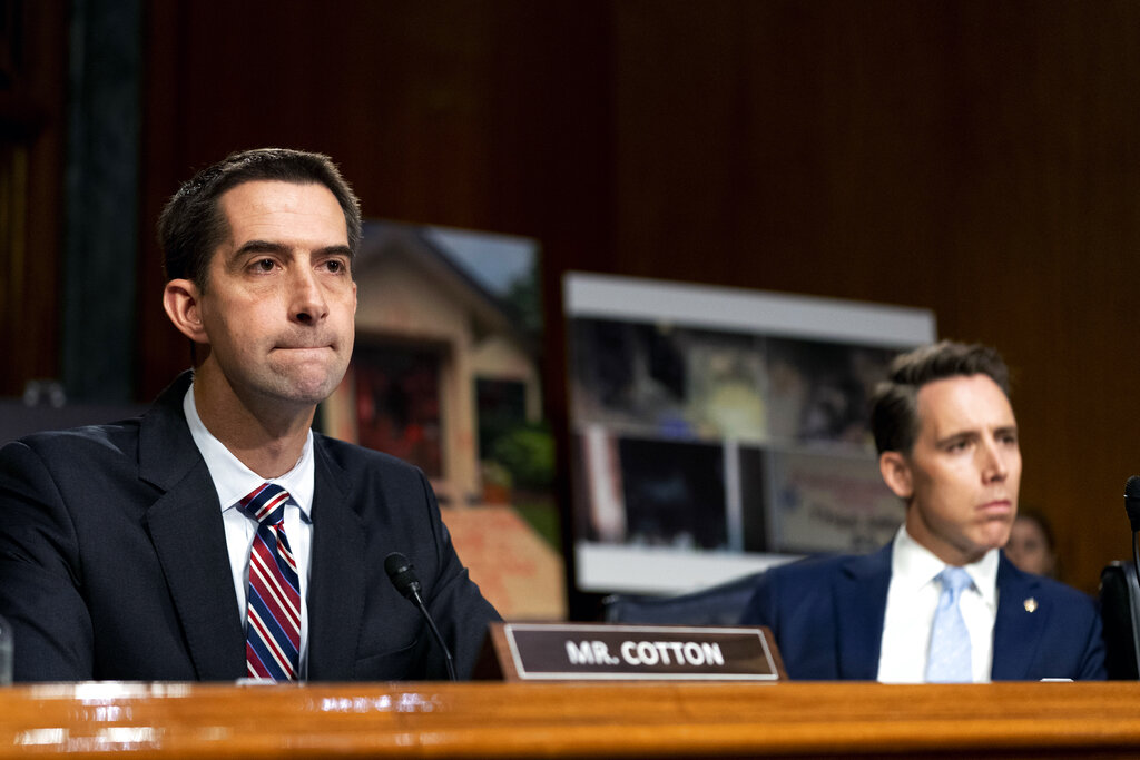 Cotton urges deportation of student visa-holding antisemitic protesters