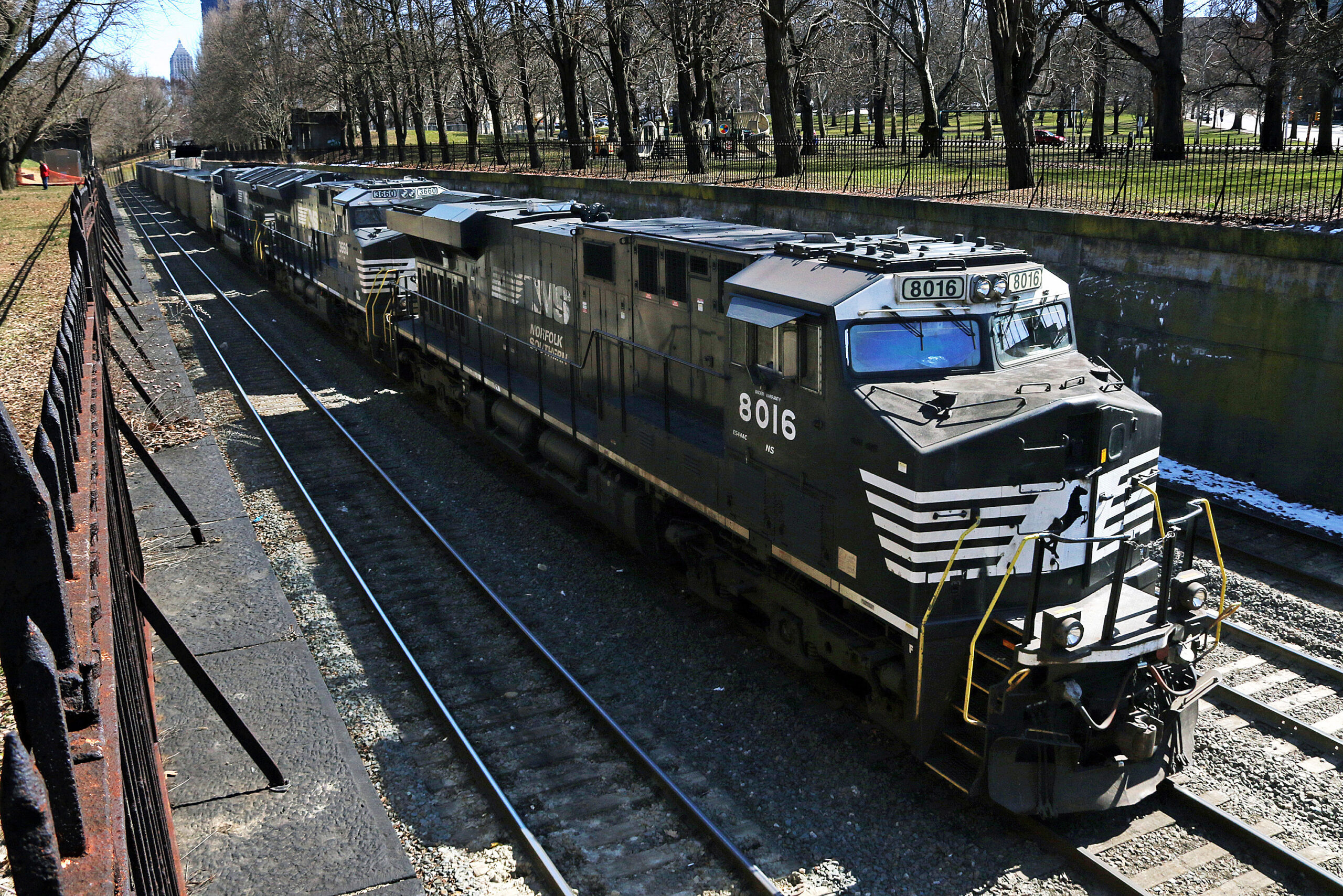 NextImg:Freight railroads must keep two-person crews, according to new federal rule - Washington Examiner