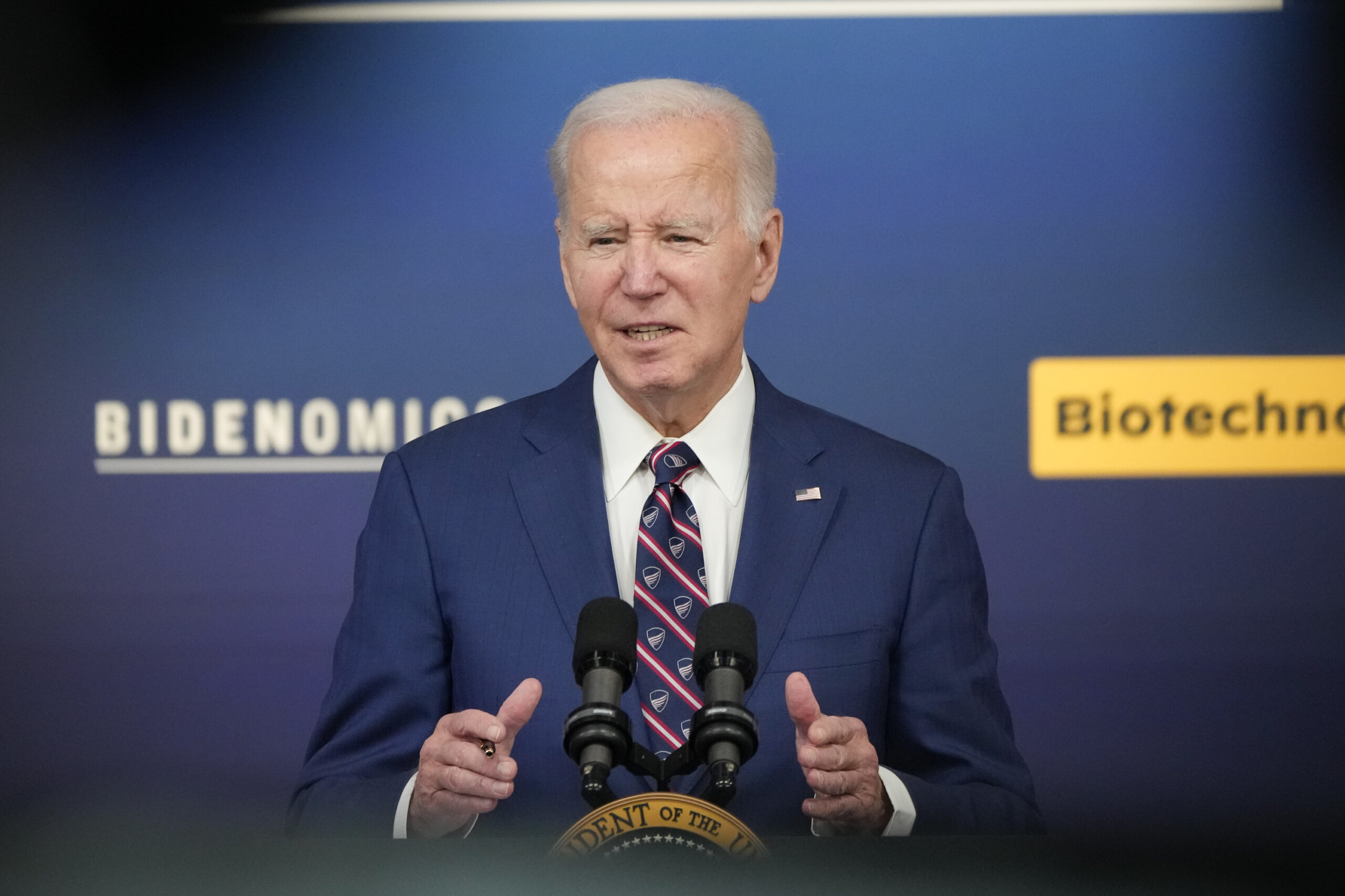 NextImg:Foisting uncertainty onto businesses, Biden risks his own reelection - Washington Examiner