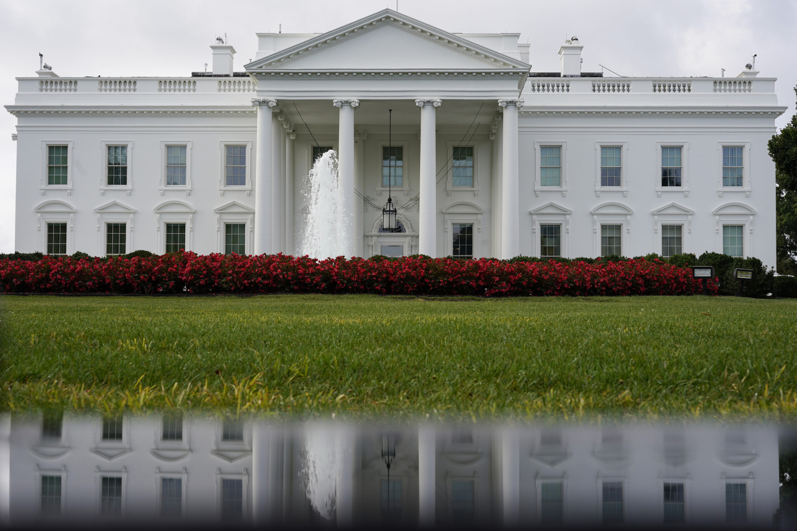 NextImg:Driver dies following collision into White House perimeter gate - Washington Examiner