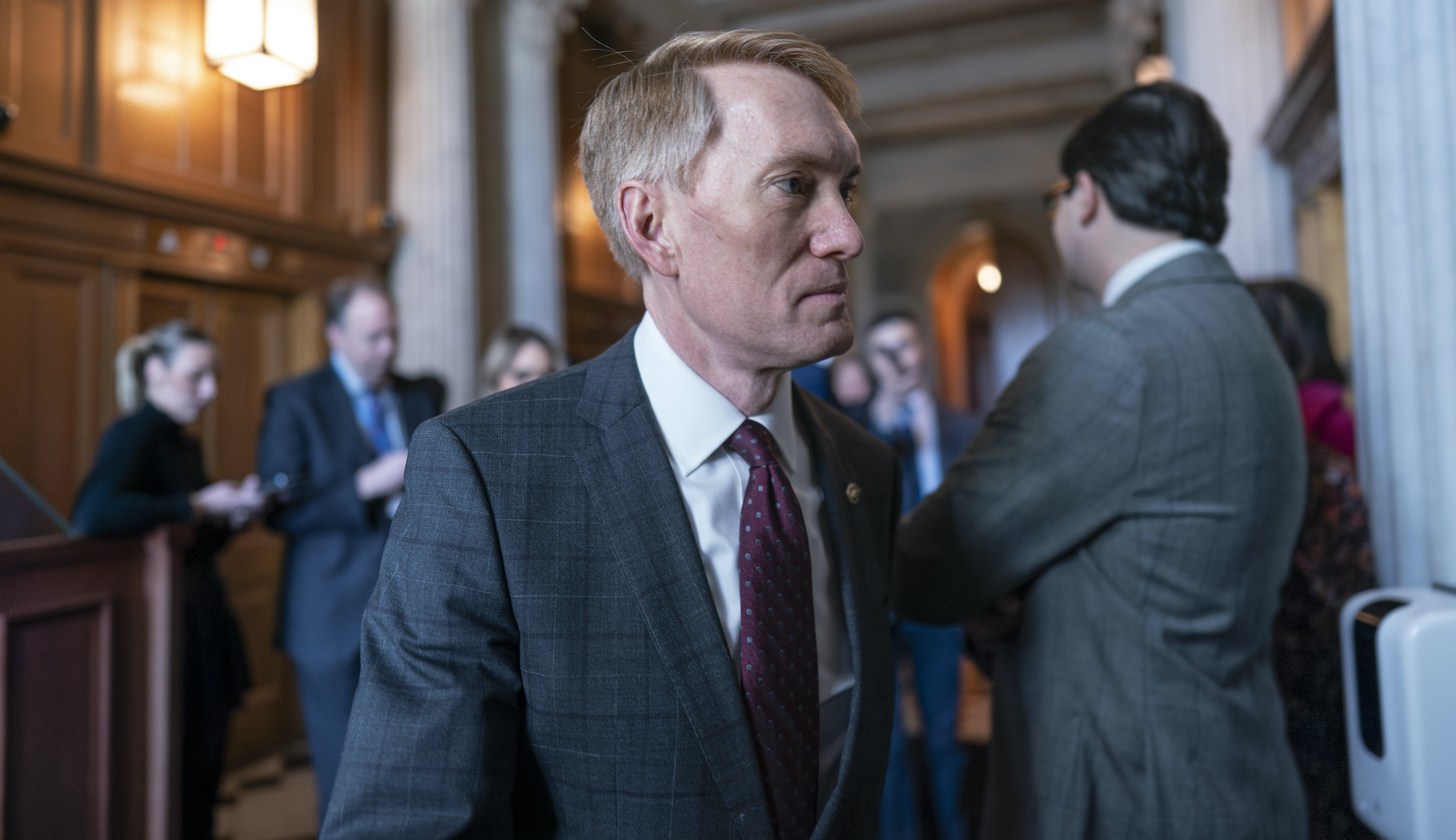 NextImg:GOP Sen. Lankford demands Border Patrol reevaluate history of marijuana use for CBP recruits - Washington Examiner