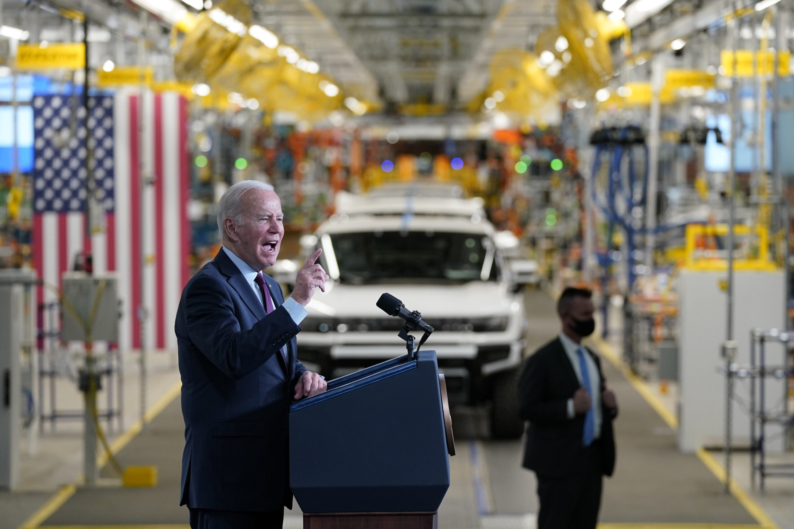 NextImg:Biden’s electric vehicle taxpayer rip-off - Washington Examiner