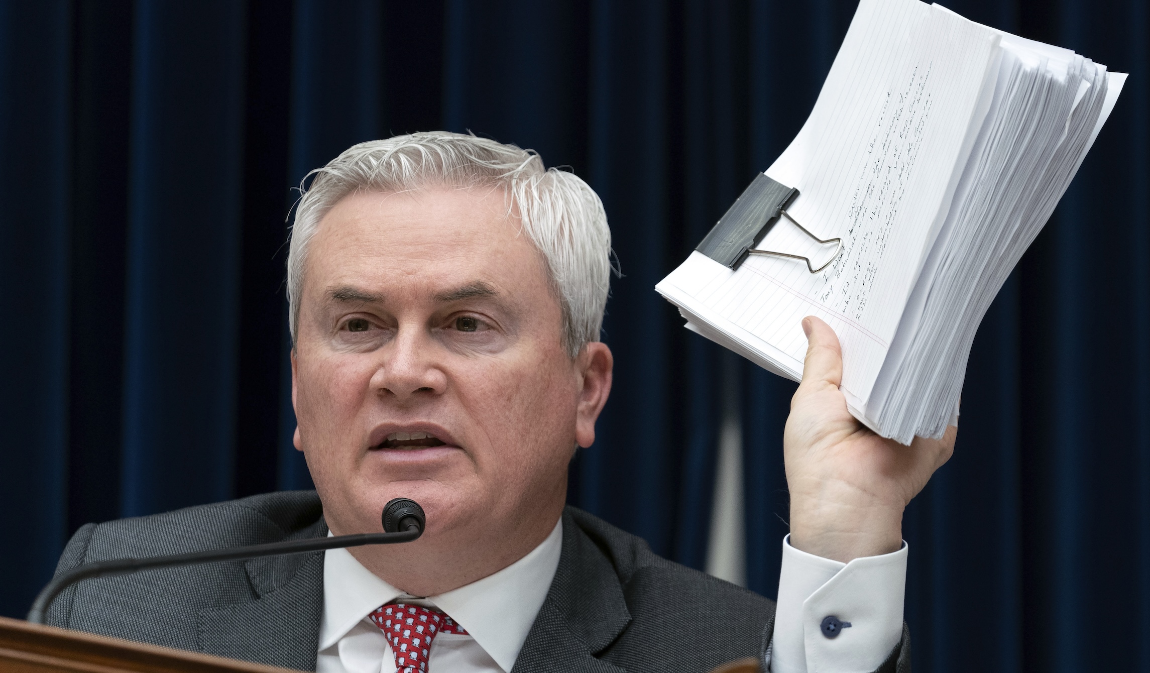NextImg:Comer sends warning shot to White House over ‘hostility’ toward Biden impeachment - Washington Examiner