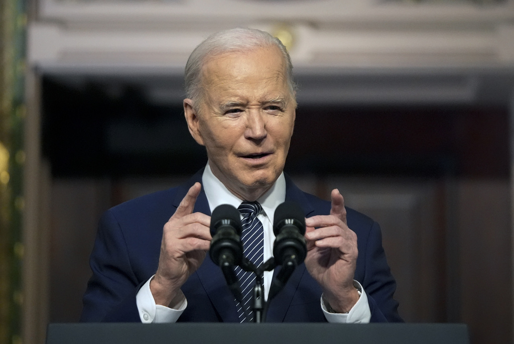 Biden heads off bridge collapse scrutiny with trip to Baltimore