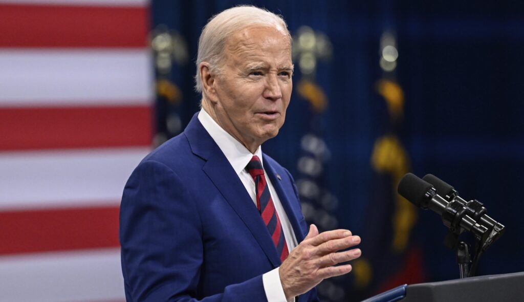 The Debrief: Chris Irvine on Trump’s strong campaigning contrasted with Biden’s unclear platform