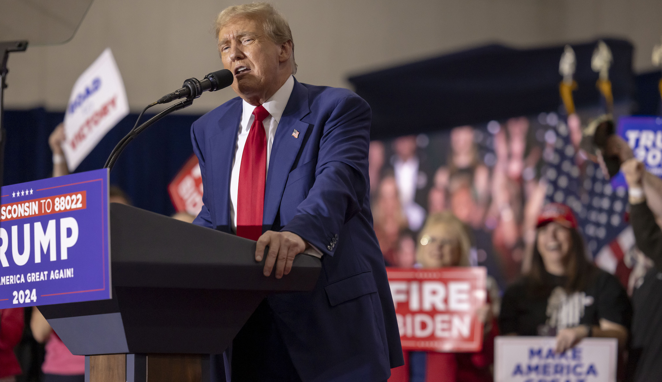 NextImg:Trump draws his line in the sand on abortion as Republicans try to find their footing on pivotal subject - Washington Examiner