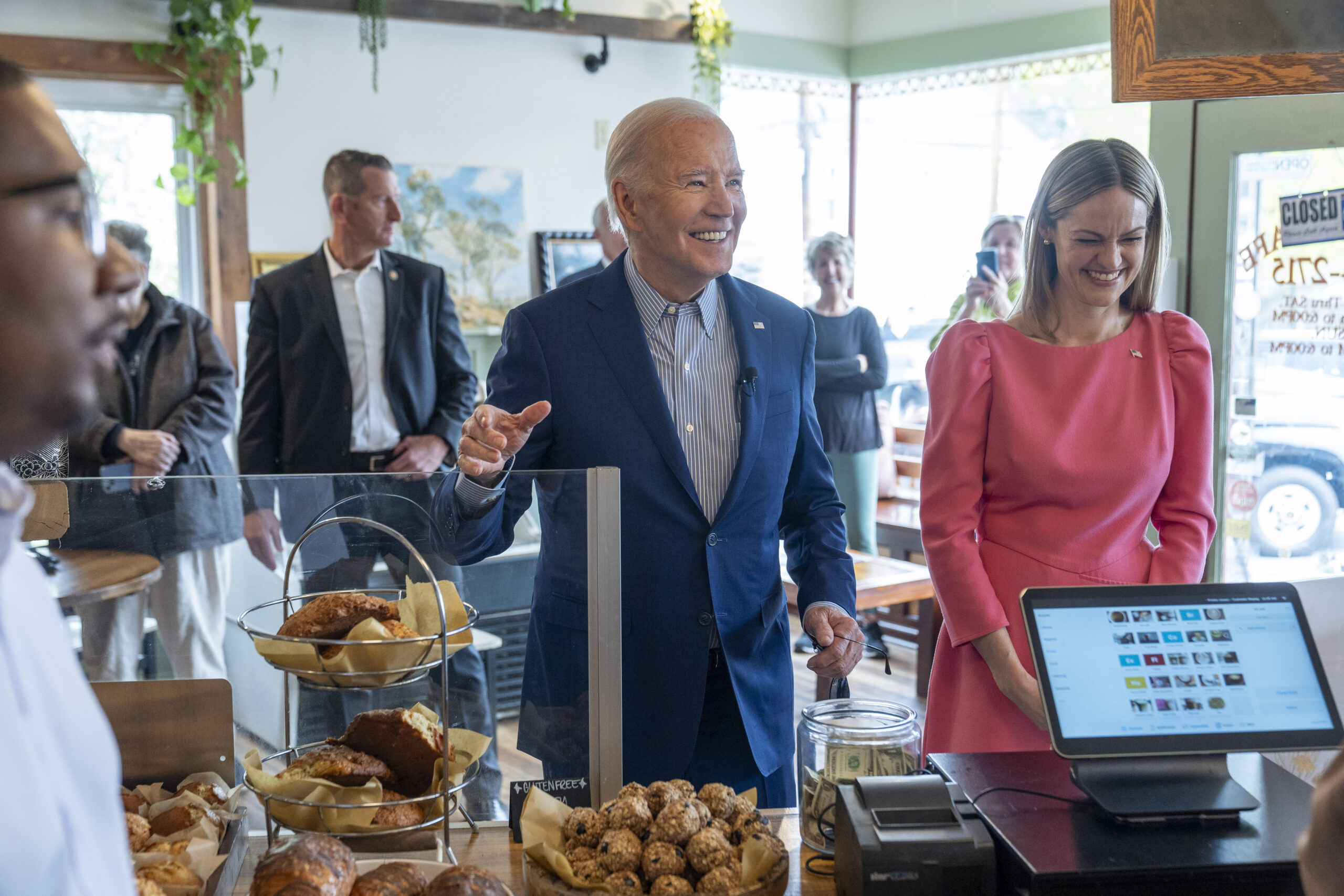 NextImg:Pining for Pennsylvania: Biden bets being a ‘kid from Scranton’ will deliver him 2024 battleground state - Washington Examiner