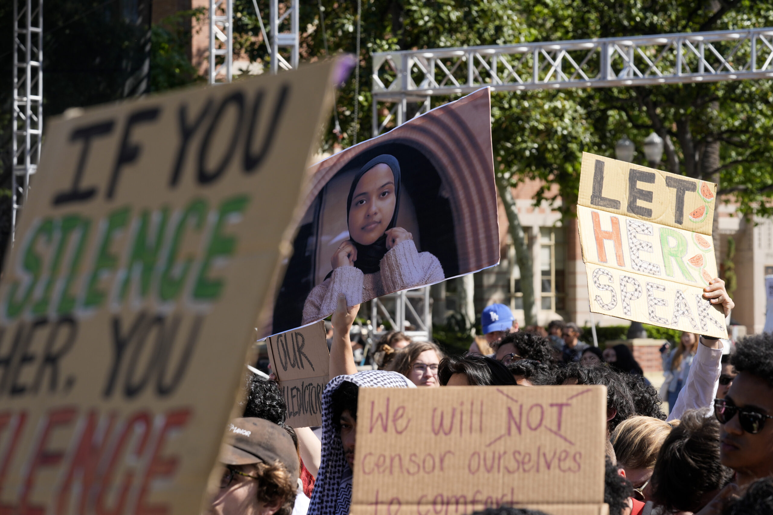 NextImg:USC cuts all commencement speakers on heels of canceling pro-Palestinian valedictorian’s speech - Washington Examiner