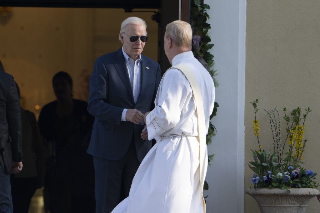 Biden supports abortion with the sign of the cross