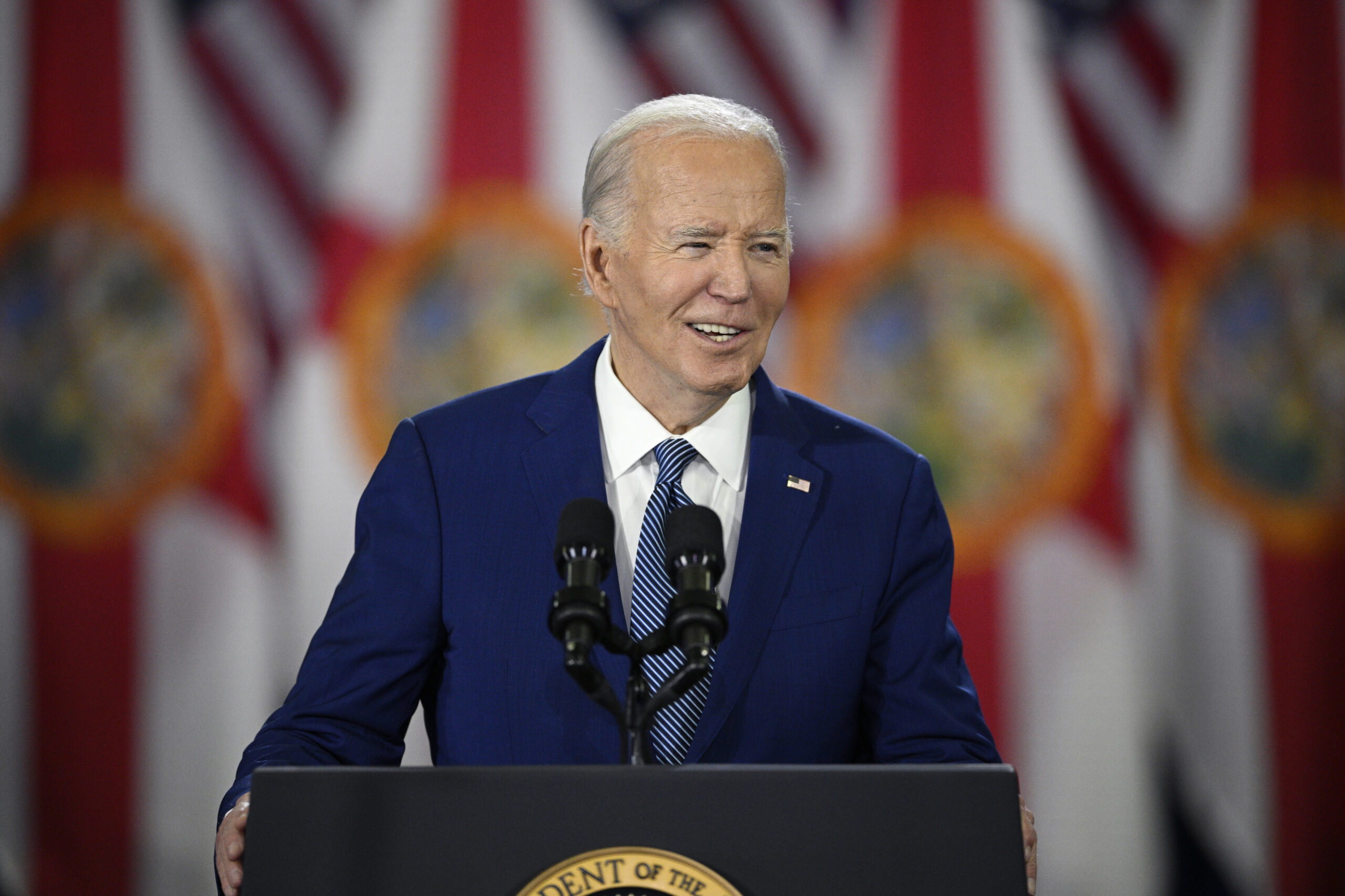 NextImg:Biden grants clemency to 16 nonviolent drug offenders - Washington Examiner