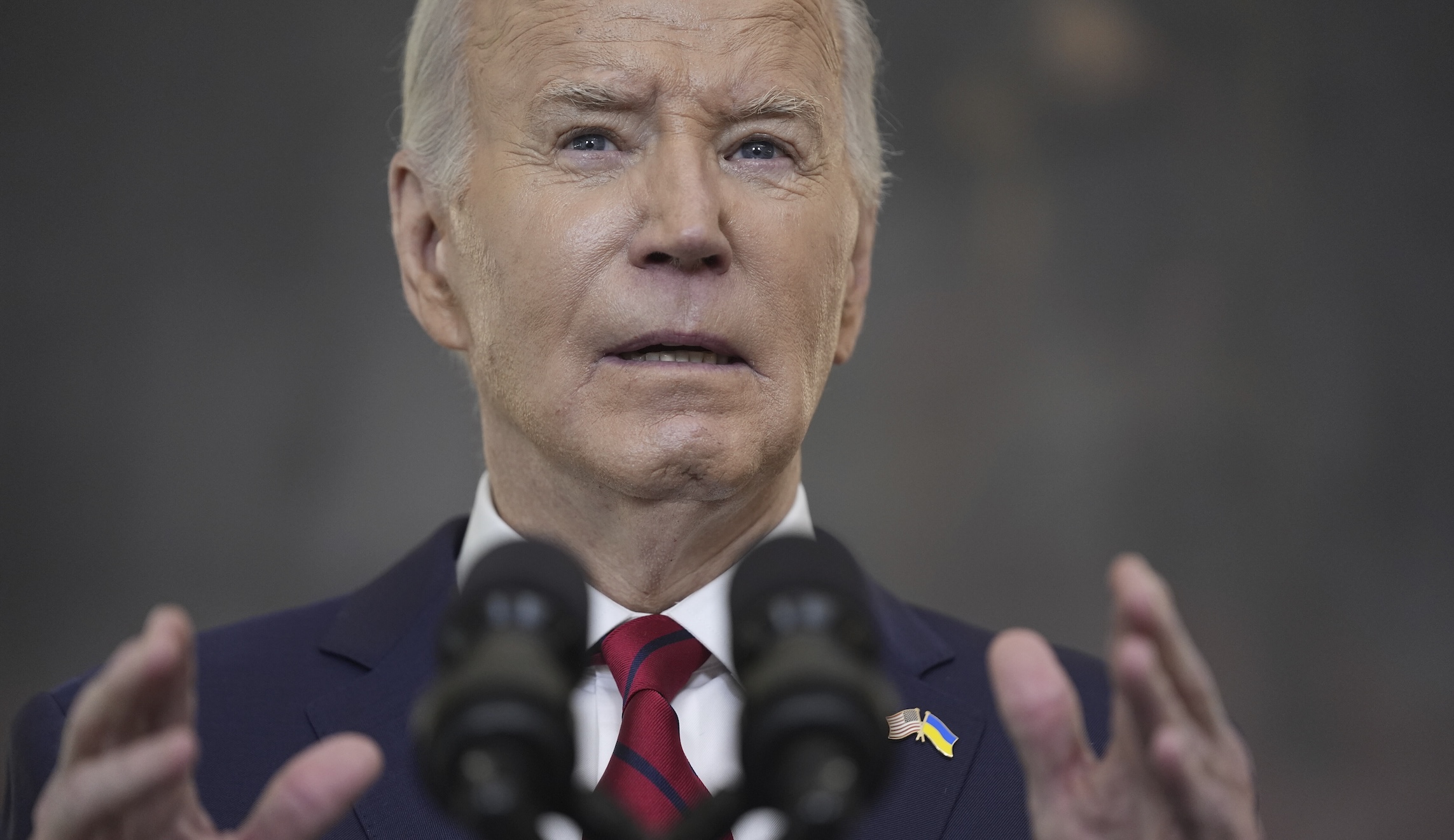 NextImg:Biden hails $95 billion national security bill passage, says Ukraine aid will ship within hours - Washington Examiner