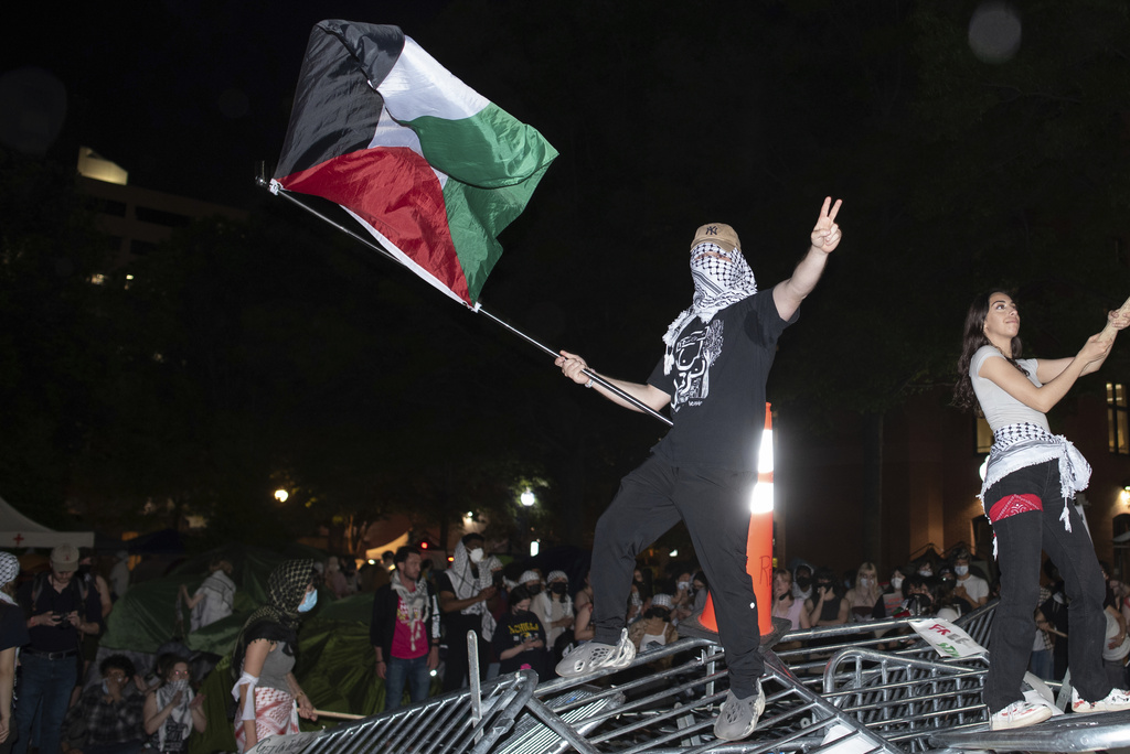 Fresh clashes erupt overnight at nationwide anti-Israel protests