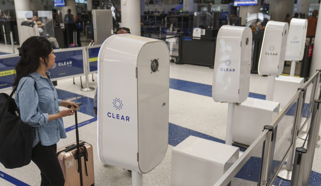 California legislators introduce a bill to prohibit Clear services at airports