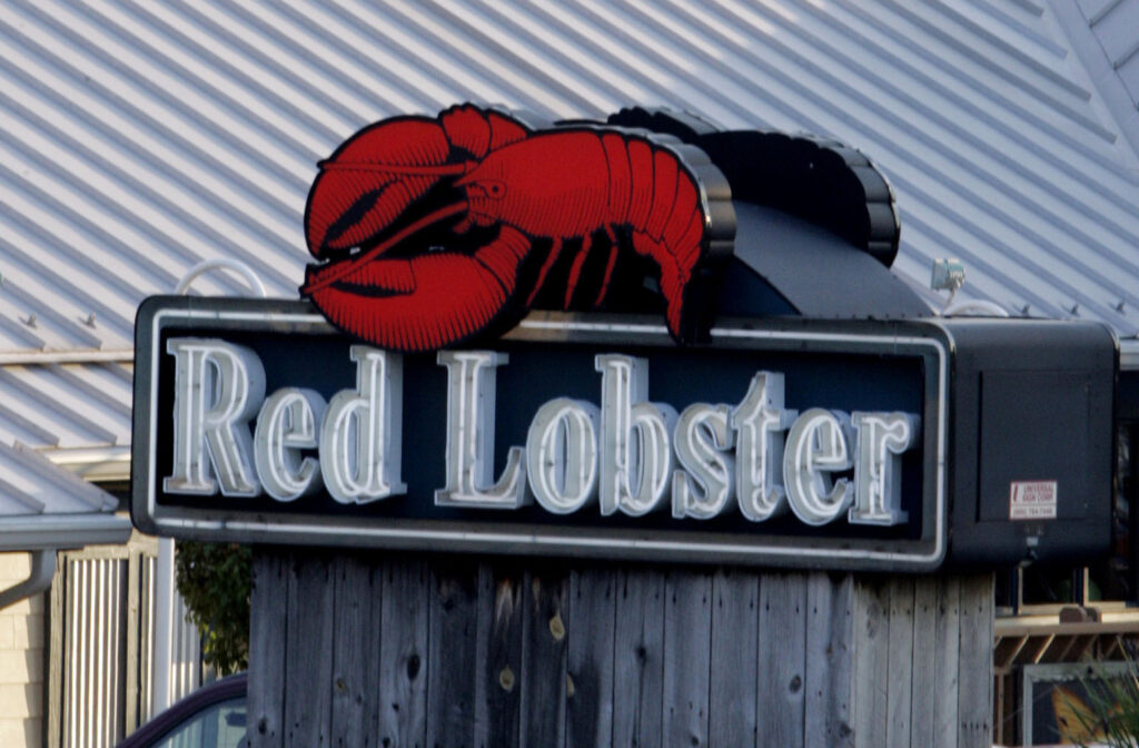 Red Lobster shuts down 50+ restaurants amidst survival challenges