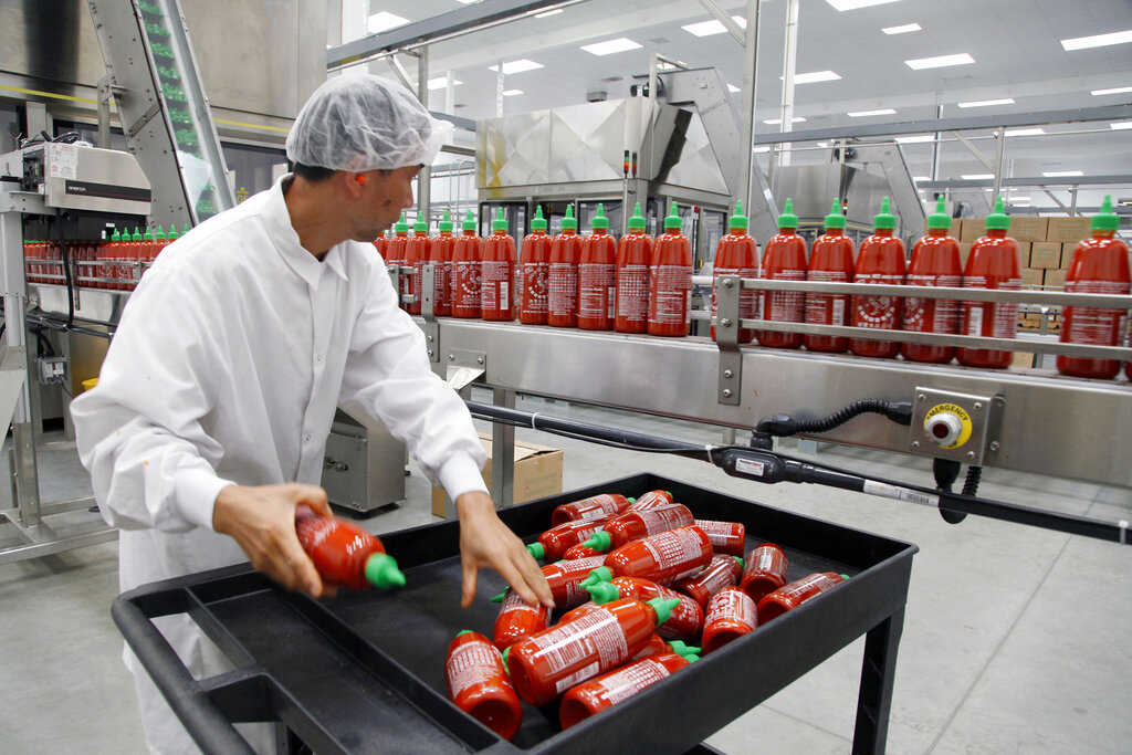 Huy Fong in California pauses sriracha production over unripe peppers