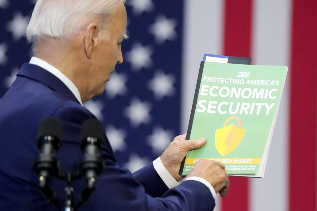 Low confidence in Biden and Fed on economy at historic levels
