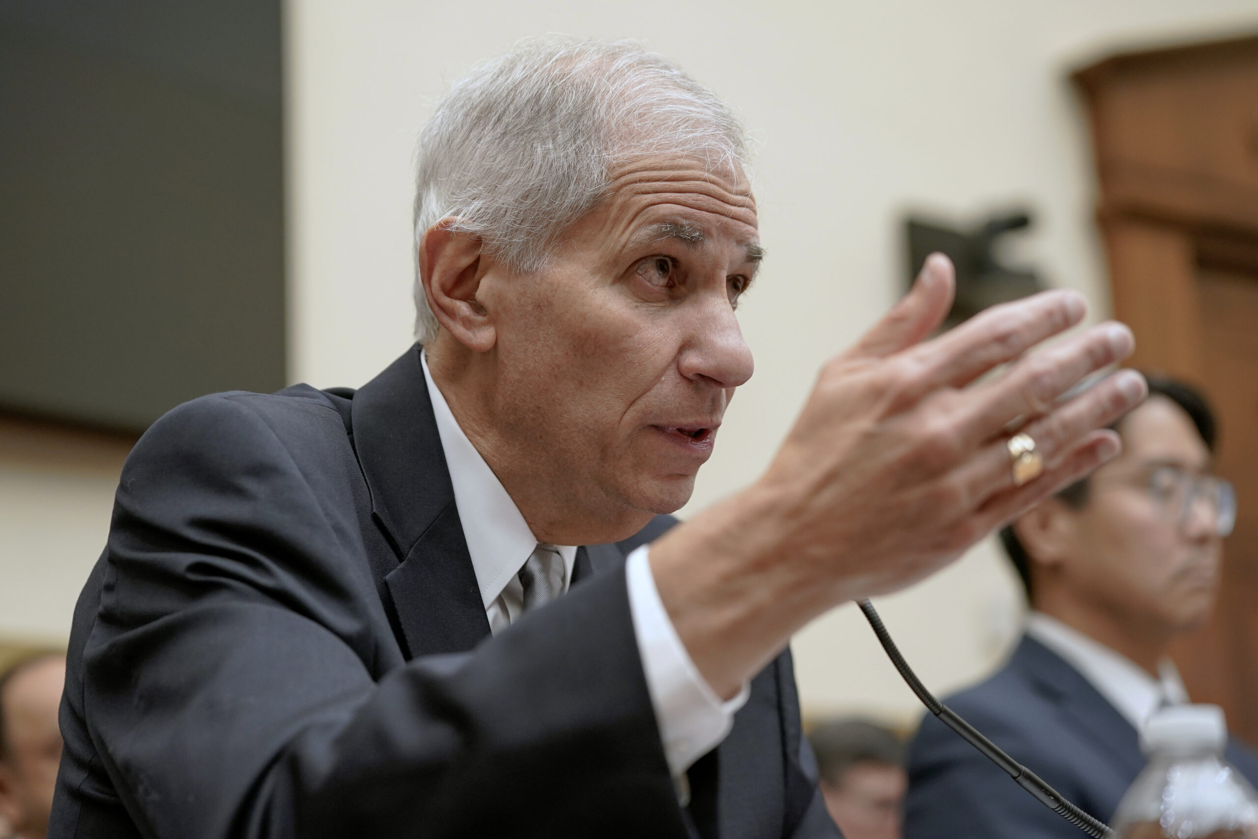 NextImg:Congress unites while grilling FDIC chairman for two days over report indicating toxic work culture - Washington Examiner