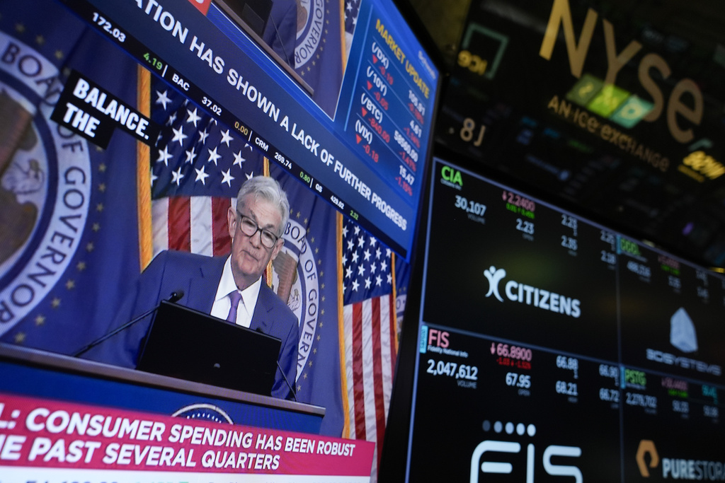 NextImg:Reporter’s Notebook: No interest rate cuts, economic pain in an election year - Washington Examiner