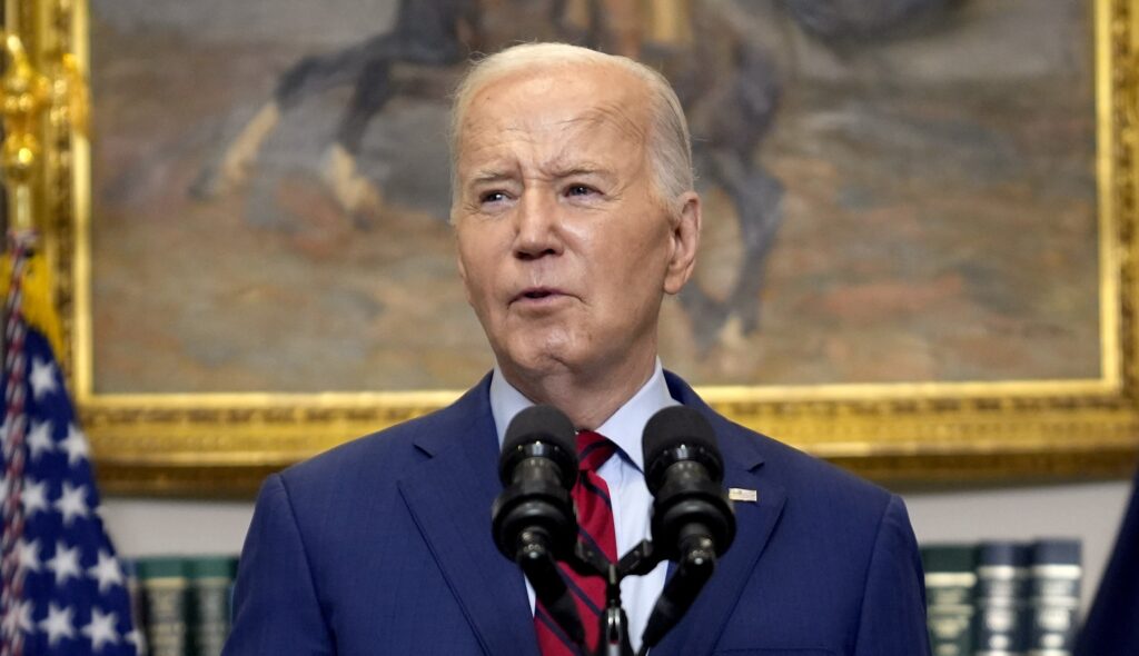 Biden condemns campus violence, opposes National Guard or shift on Israel