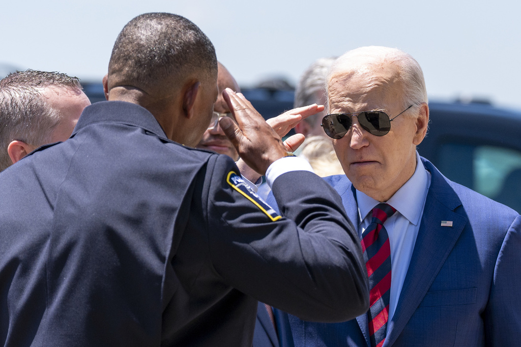 Biden Honors Charlotte Officers, Highlights 2024 ‘Law and Order’ Balancing Act