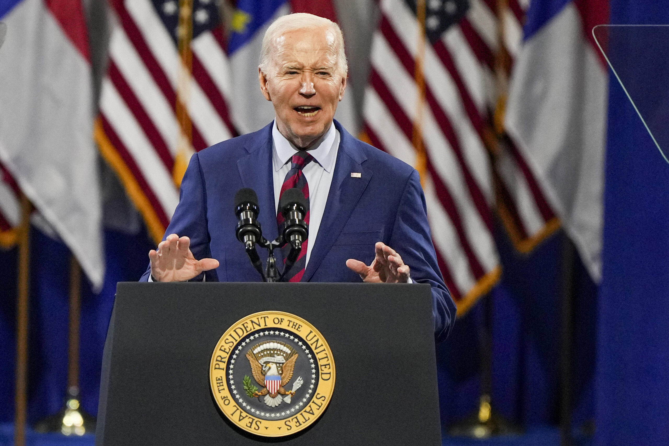 NextImg:CNN analyst contends ‘miserable’ economic prospects are hurting Biden’s support - Washington Examiner