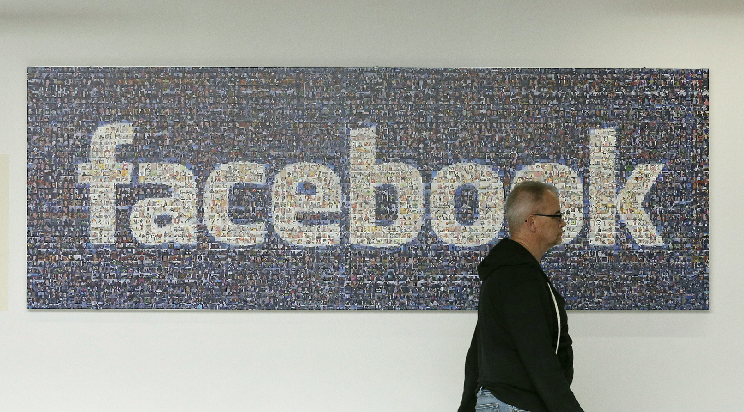 NextImg:Former Facebook and Nike DEI official sentenced to prison for $5 million fraud scheme - Washington Examiner