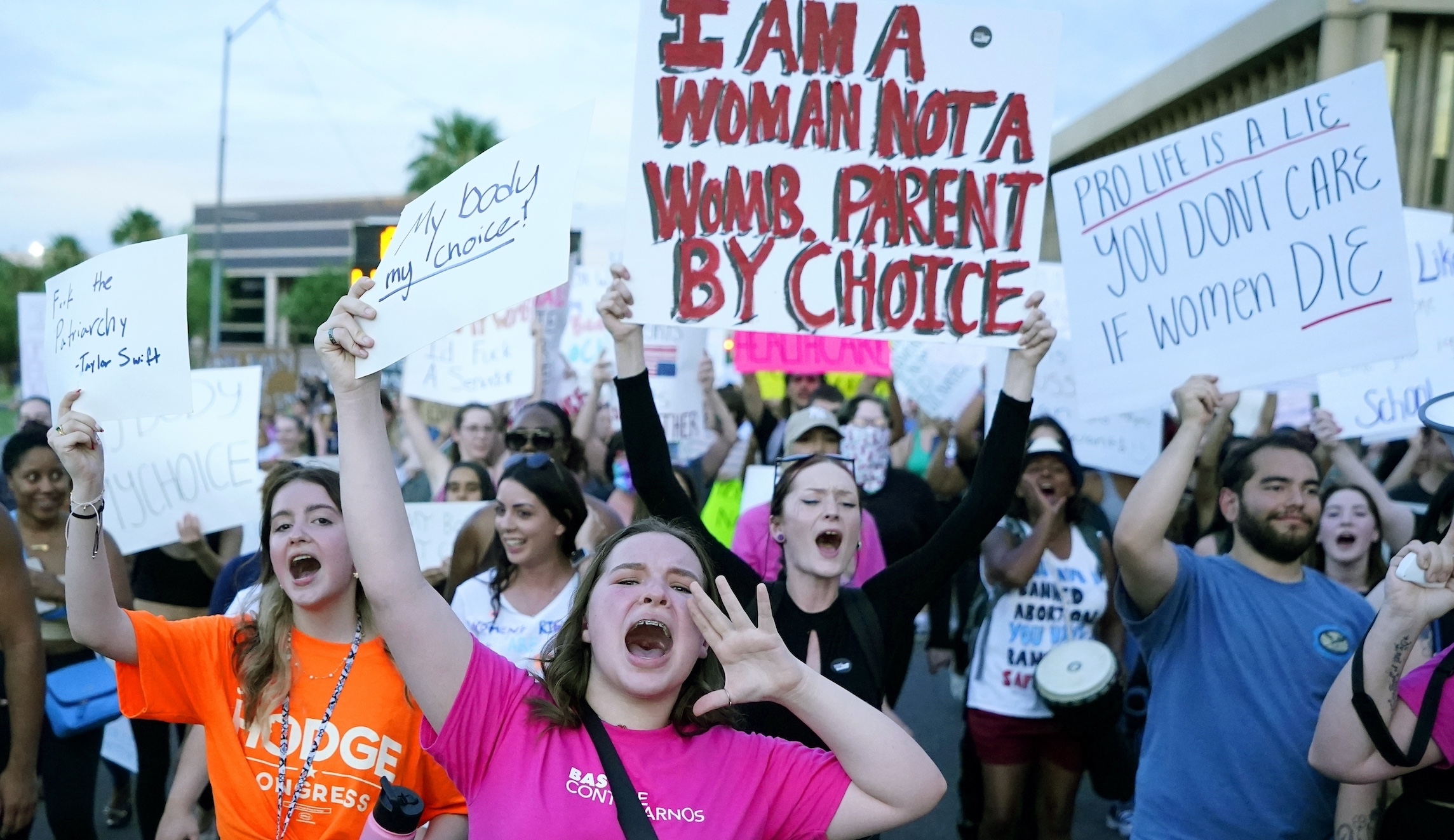 NextImg:Abortion ruling delay in Arizona gives state attorney general chance to appeal to Supreme Court - Washington Examiner